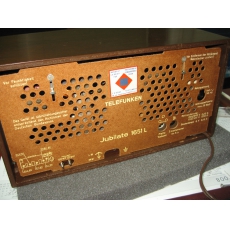 TELEFUNKEN 德律風根 Jubilate 1651L 膽/真空管收音機FM、AM、SW播放功能