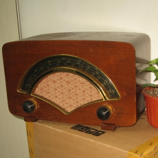 ZENITH 8H034 膽/真空管收音機 短FM和FM SW 播放功能